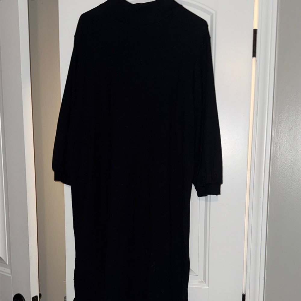 BloomChic Black Midi Dress